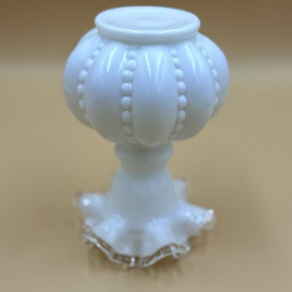 Vintage White Milk Glass 1940’s Fenton Silvercrest Vase Hobnail - Picture 7 of 9